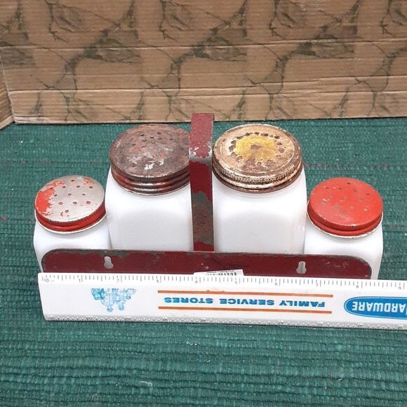 Vintage McKee milk glass set: Salt, Pepper, Sugar, Flour Shakers, Range Shaker - Picture 3 of 4